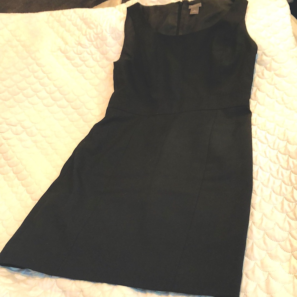 Ann Taylor Black knee length dress size 10. Classic sheath dress knee length!